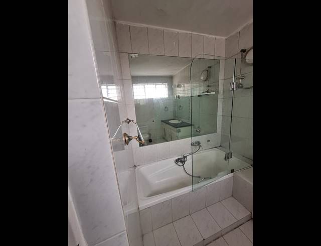 1 bed property to rent in SAVOY ESTATE